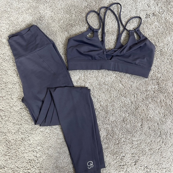 Bombshell Sportswear Gray Leggings - Picture 4 of 5